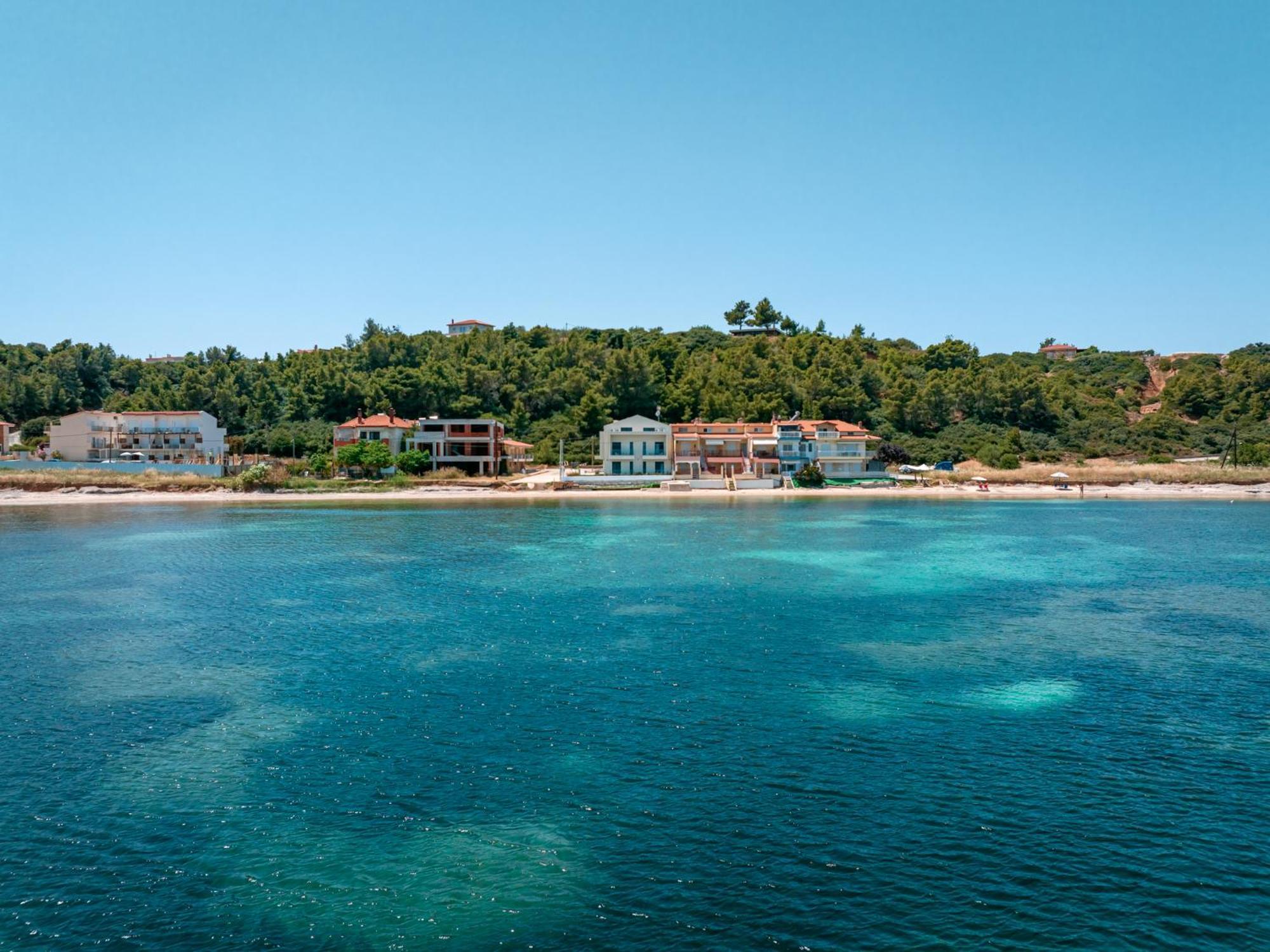Azzurro E Verde By Rentalspro - Nea Potidaia Halkidiki Неа-Потидеа Экстерьер фото